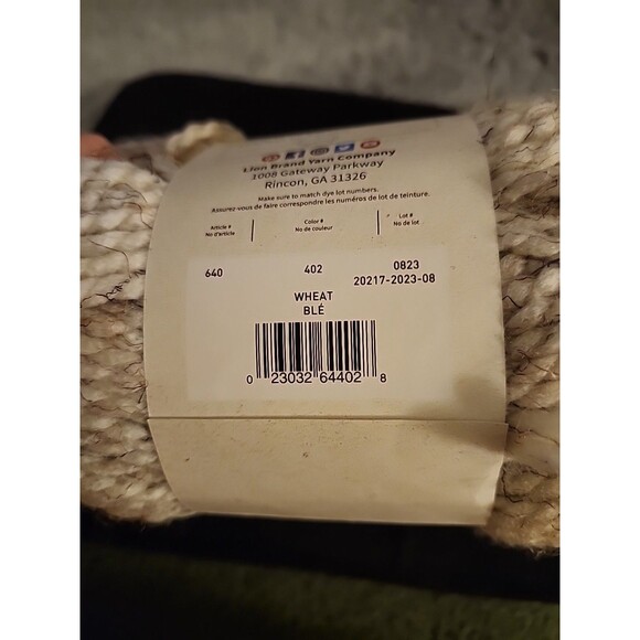 New Lion Brand Wool Ease Thick & Quick, Wheat 402 Yarn Skein Acrylic / Wool 6 Oz - Picture 7 of 9